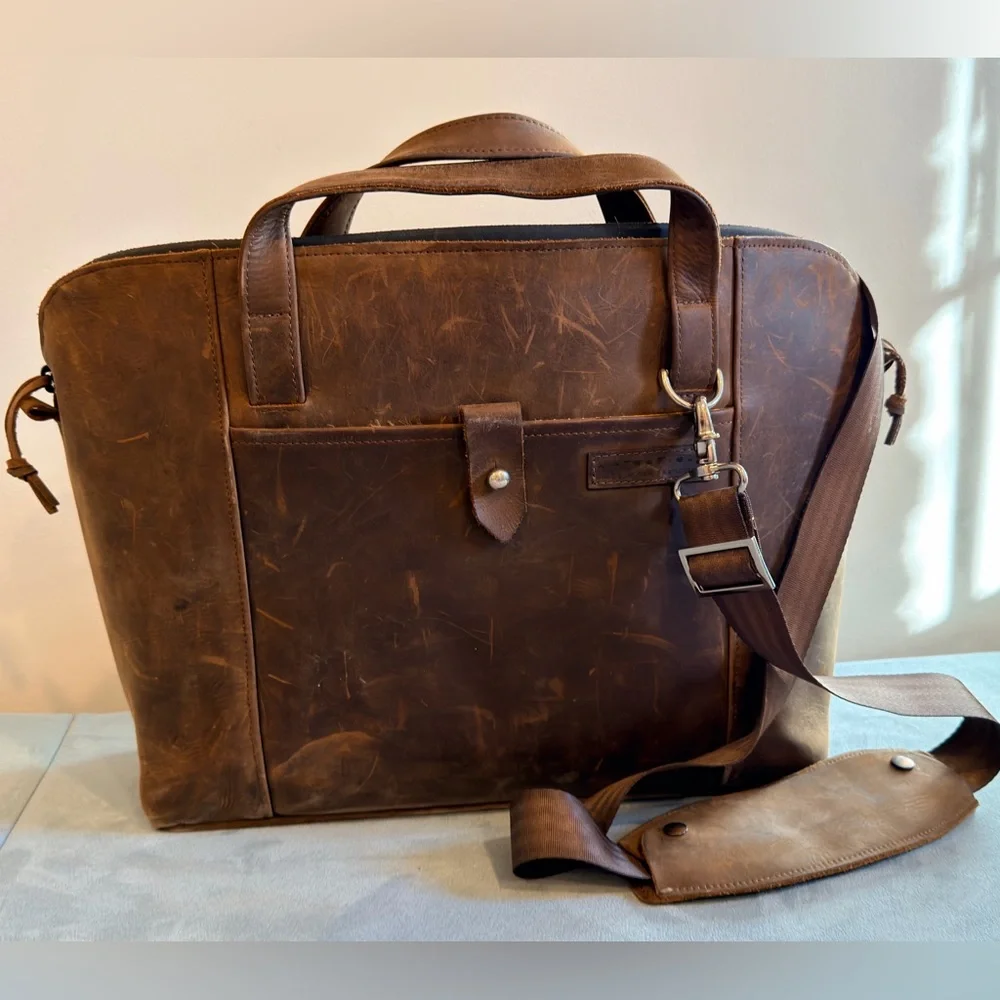 Waterfield Cozmo 2.0 Laptop Bag - Full-Sized - Chocolate Leather